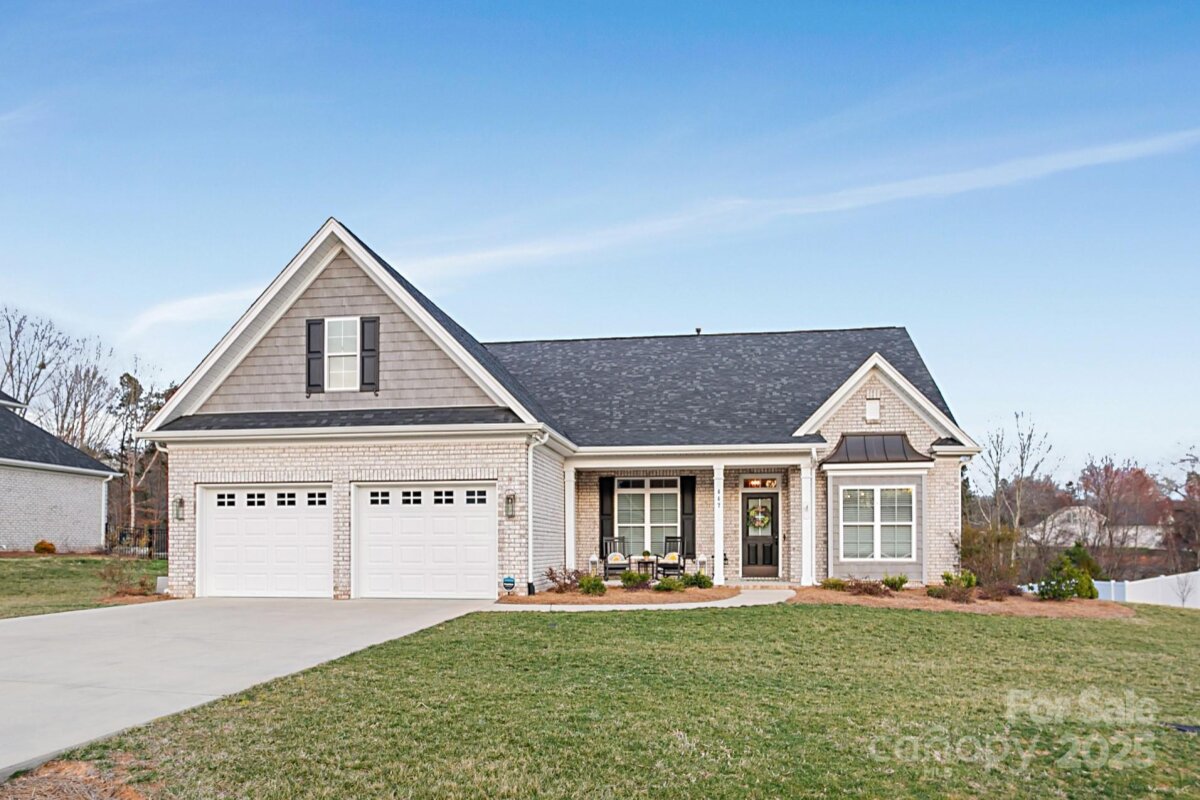447 Rosewood Drive, Winston Salem, NC 27127, MLS # 4243074