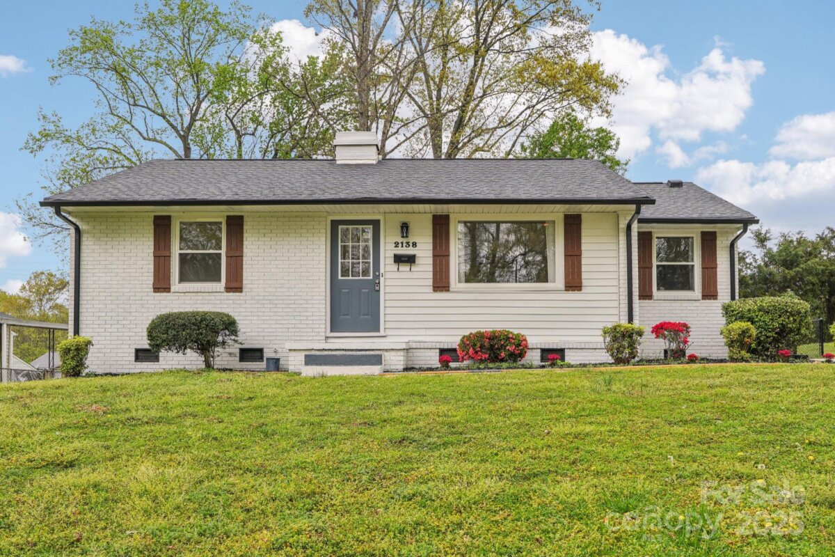 2138 Syracuse Drive, Charlotte, NC 28216, MLS # 4243222