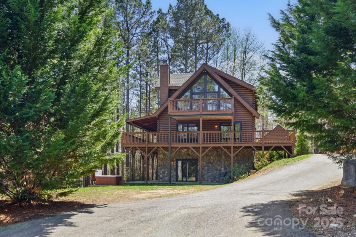 447 Hidden Lake Parkway, Nebo, NC 28761, MLS # 4243328