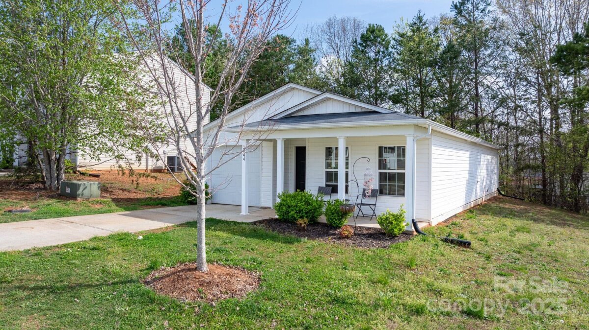 3944 Hemingway Drive, Hickory, NC 28601, MLS # 4243963