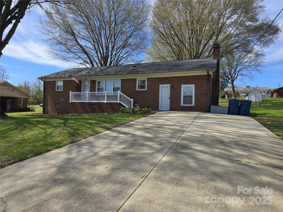 3025 School Street, Claremont, NC 28610, MLS # 4244430