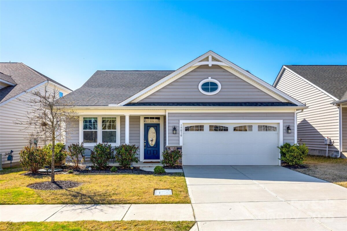 19010 Hawk Haven Lane, Charlotte, NC 28278, MLS # 4244442
