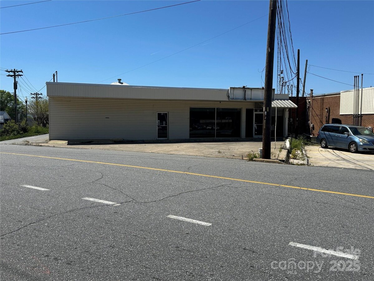 60 Main Avenue Drive, Taylorsville, NC 28681, MLS # 4244537
