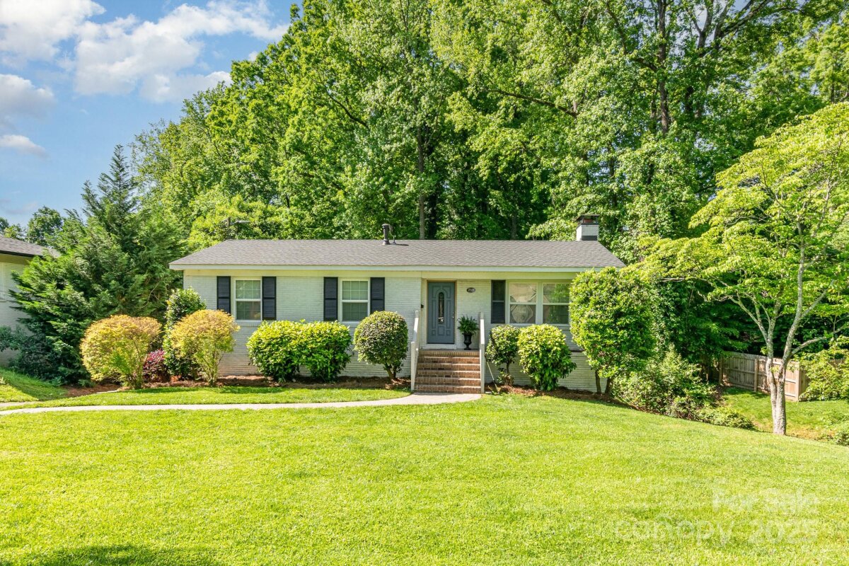 2528 Arnold Drive, Charlotte, NC 28205, MLS # 4245496