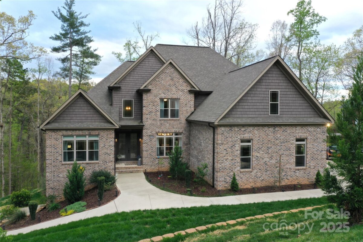 2757 Trent Drive, Conover, NC 28613, MLS # 4245818