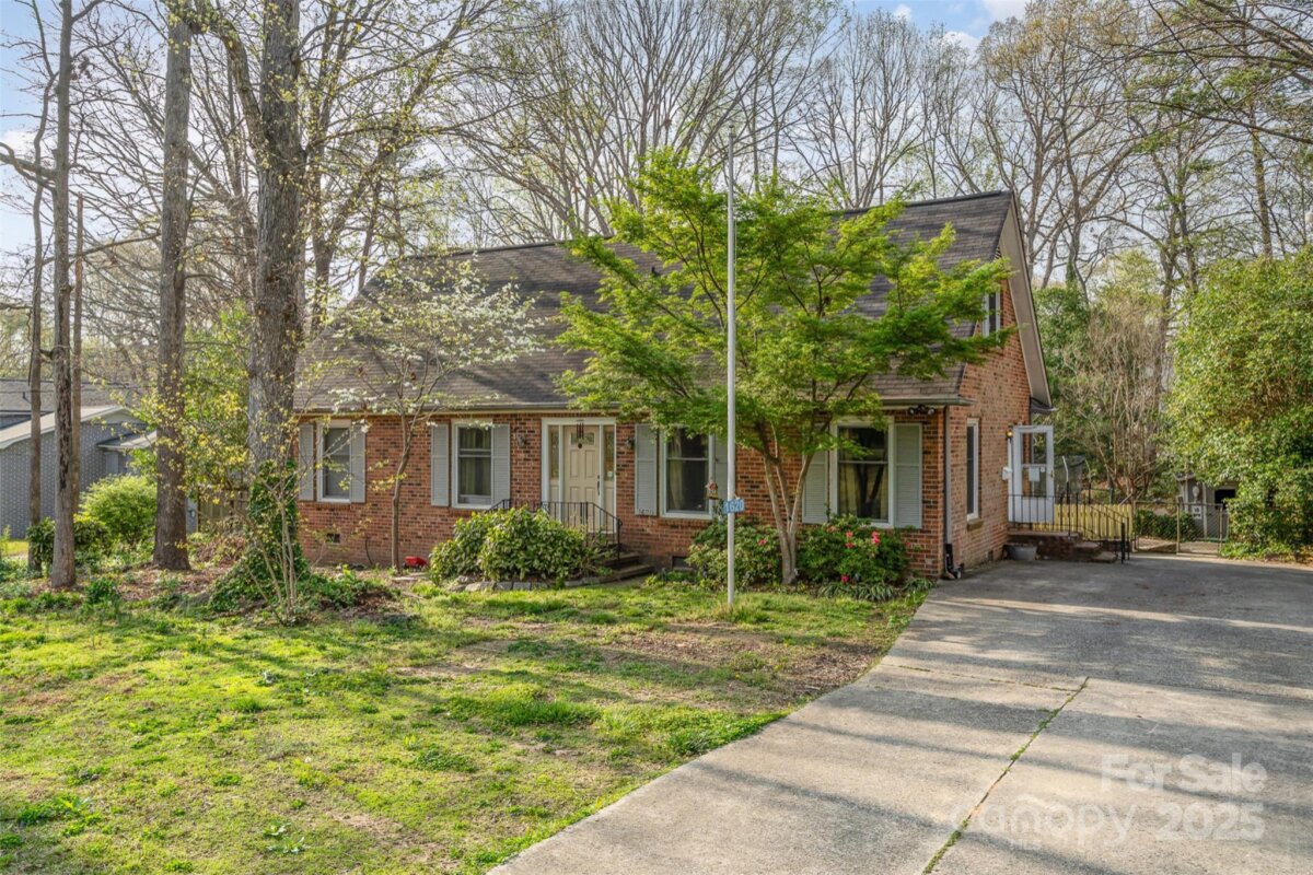1620 Edgefield Avenue, Gastonia, NC 28052, MLS # 4245881