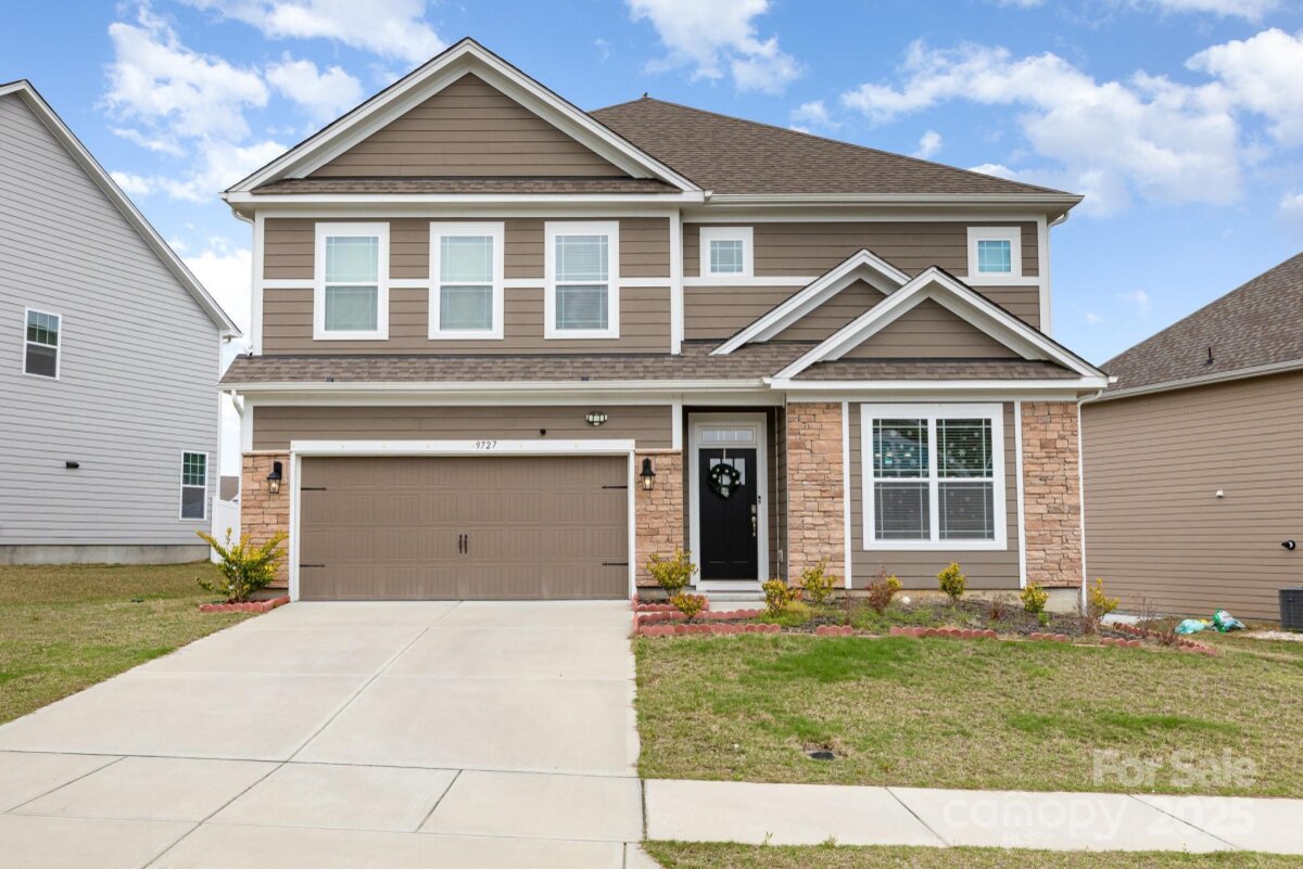 9727 WHITE CHAPEL Drive, Concord, NC 28027, MLS # 4246060