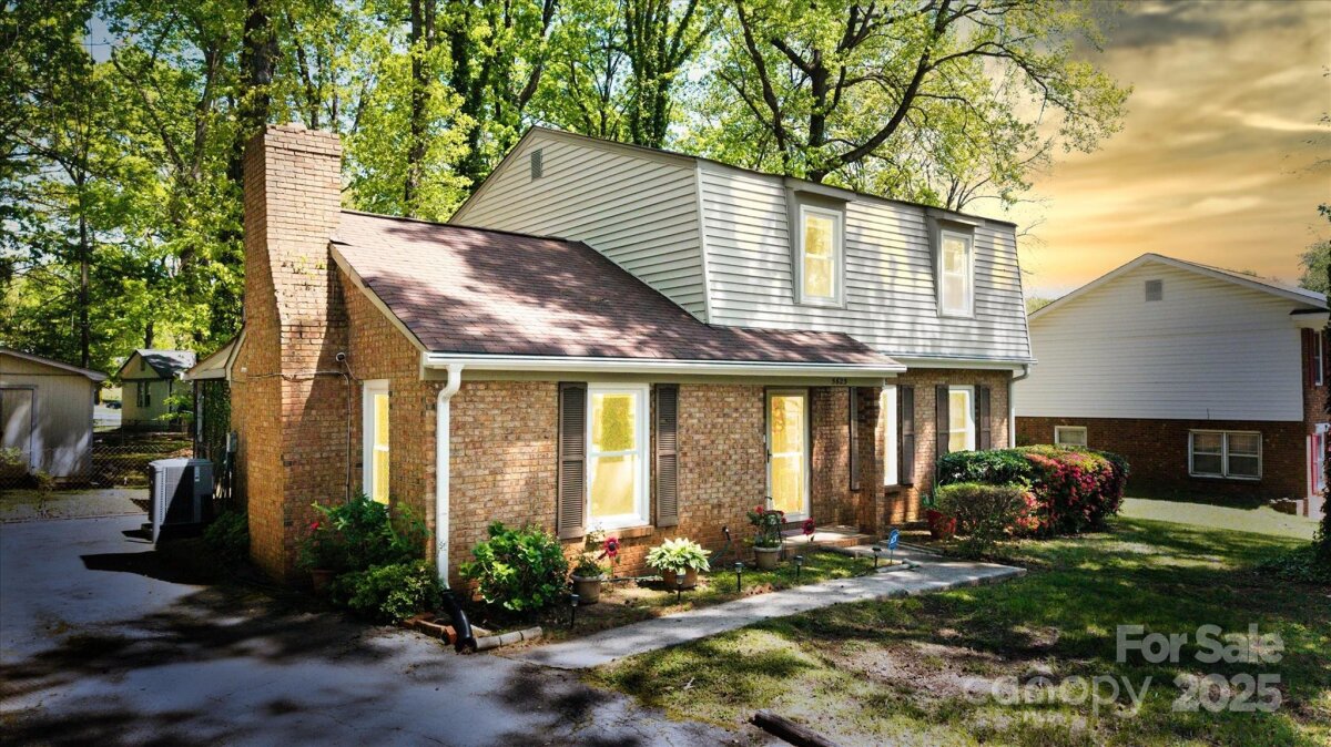 5623 Eastbrook Road, Charlotte, NC 28215, MLS # 4246244