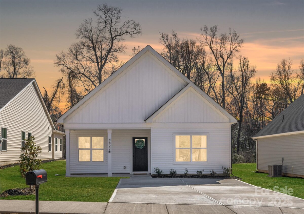 4827 Victoria Avenue, Charlotte, NC 28269, MLS # 4246566