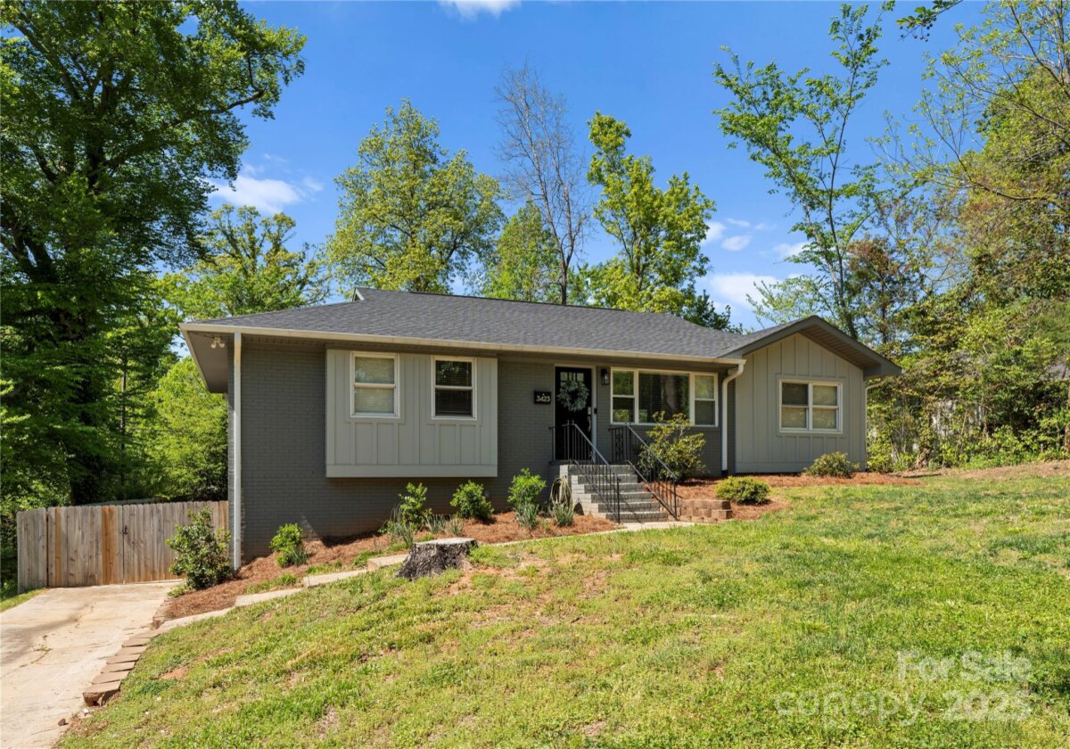 3423 Sudbury Road, Charlotte, NC 28205, MLS # 4246722