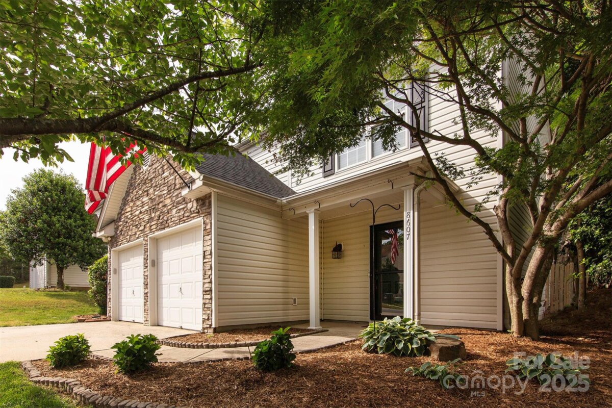 8607 Cedardale Ridge Court, Charlotte, NC 28269, MLS # 4246765