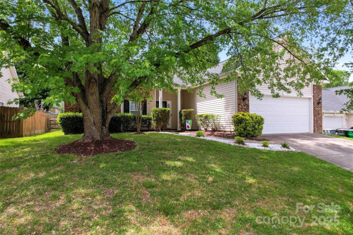 5927 Patricia Ryan Drive, Charlotte, NC 28216, MLS # 4246787
