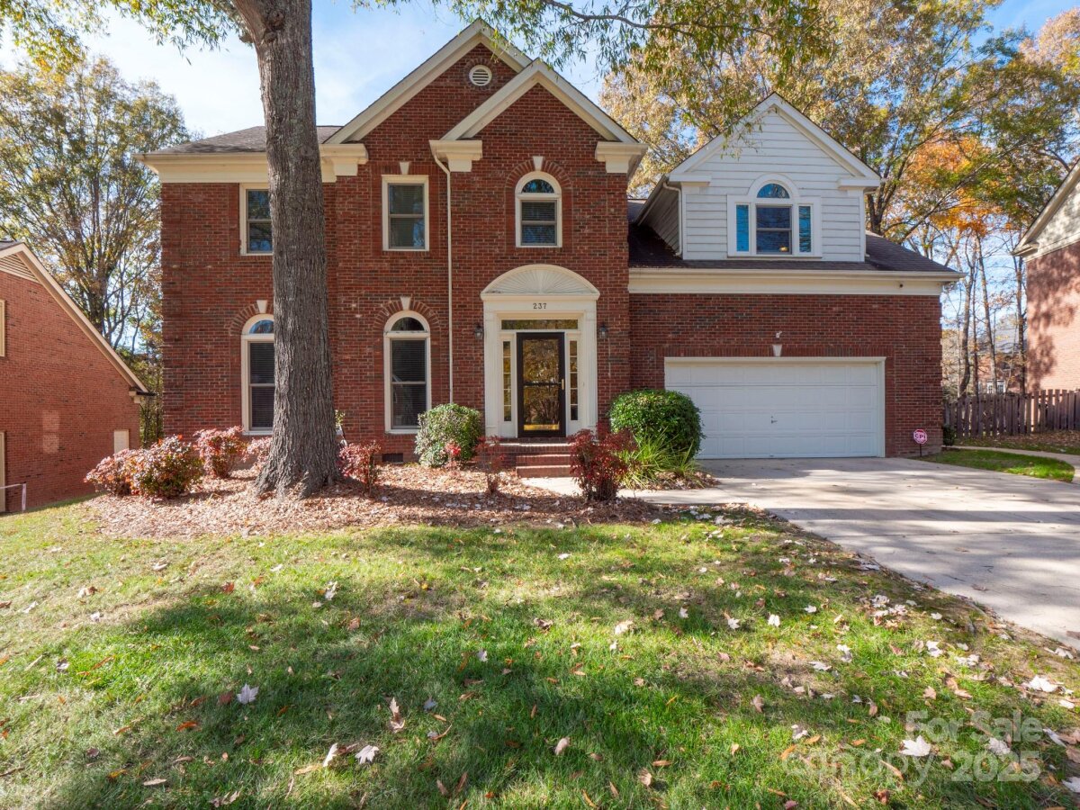 237 Walnut Point Drive, Matthews, NC 28105, MLS # 4246971