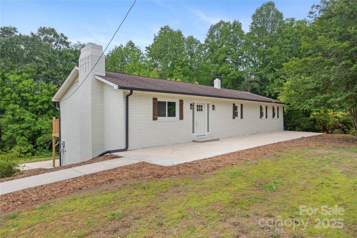 1904 27th Avenue Drive, Hickory, NC 28601, MLS # 4247180