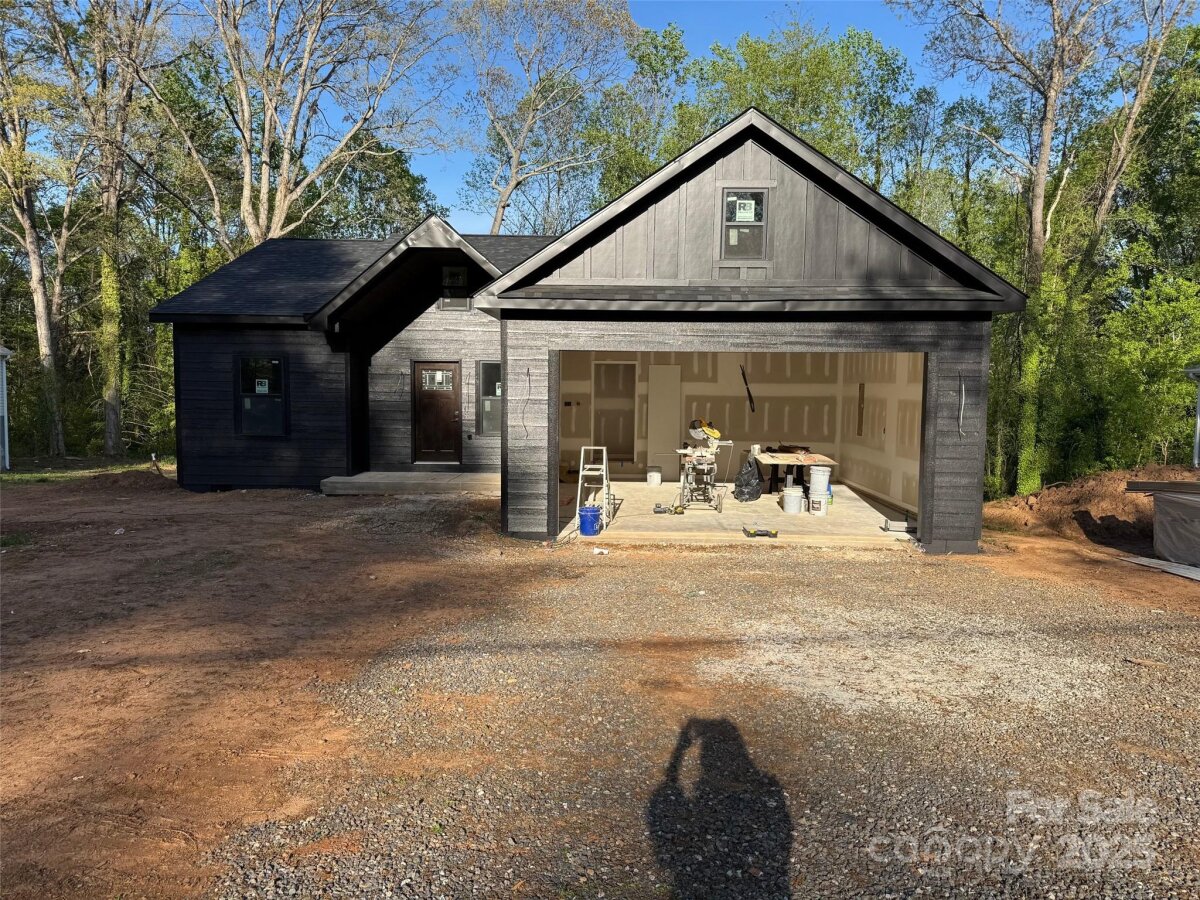 122 39th Avenue Court, Hickory, NC 28601, MLS # 4247332