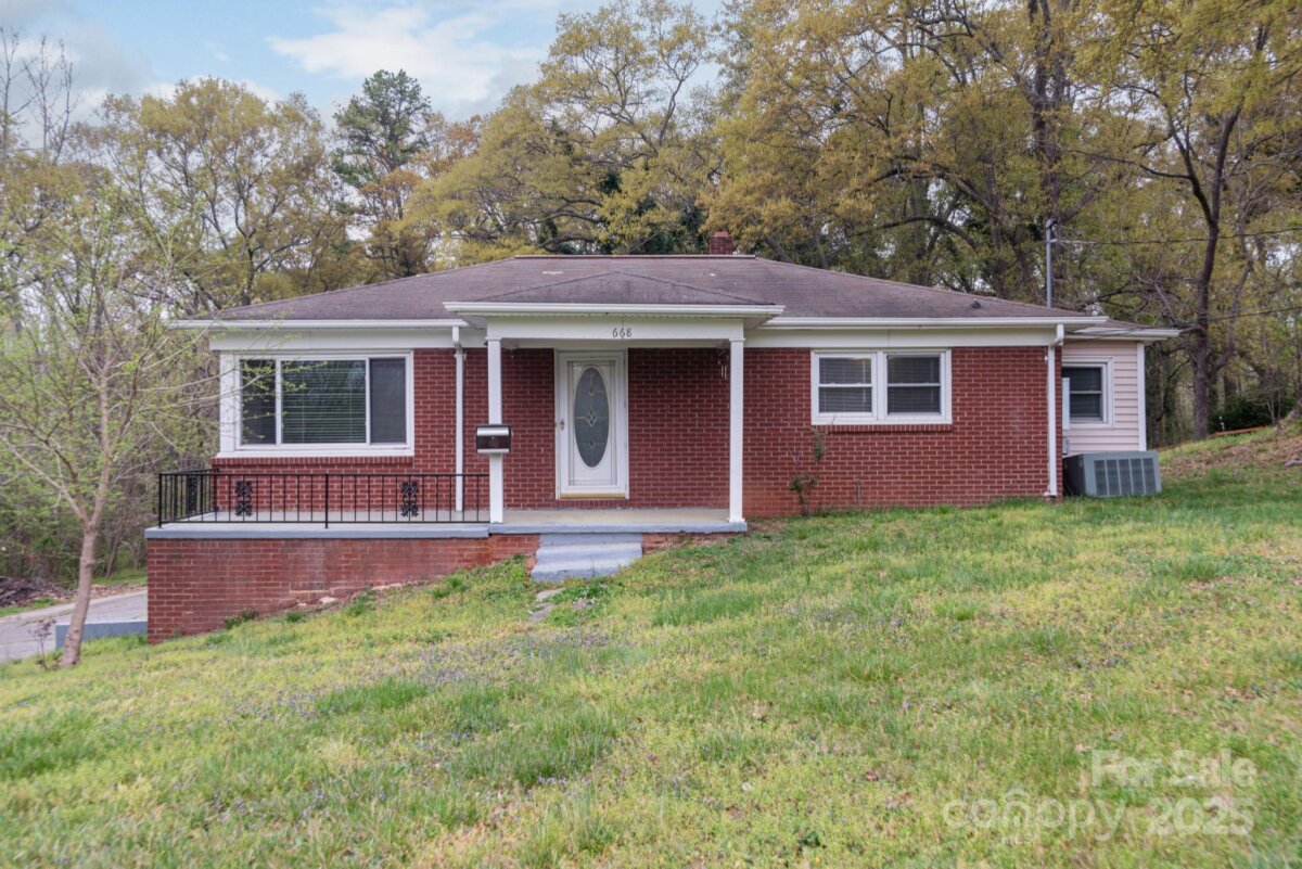 668 Riverside Drive, Lincolnton, NC 28092, MLS # 4247879