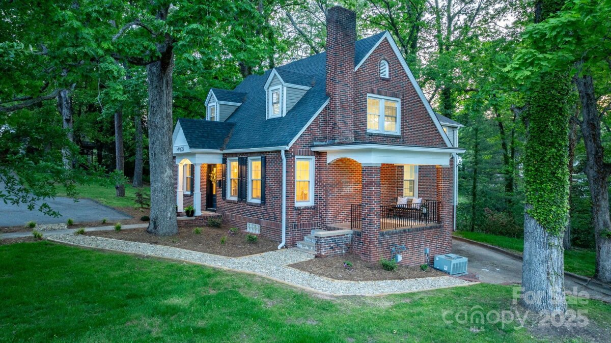 625 4th Street Drive, Hickory, NC 28601, MLS # 4247906