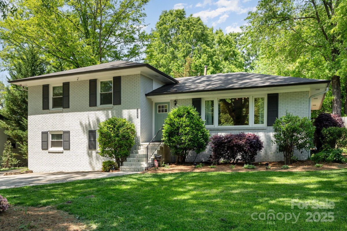 1043 Nancy Drive, Charlotte, NC 28211, MLS # 4247909