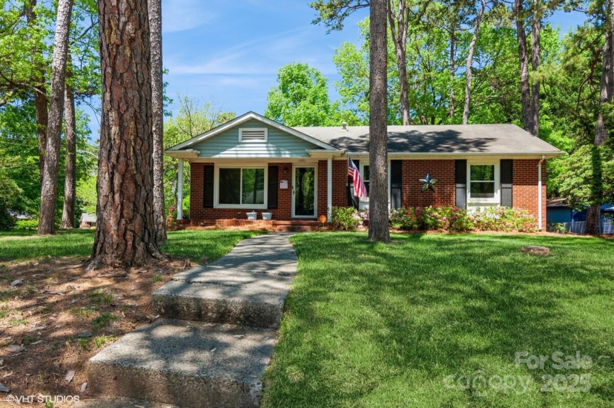1501 Briarfield Drive, Charlotte, NC 28205, MLS # 4248020