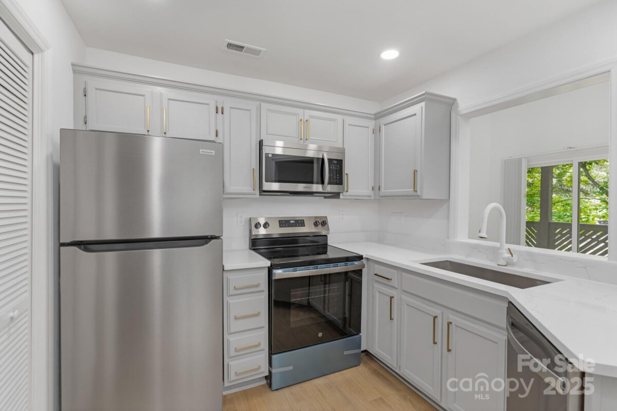 6523 Clavell Lane, Charlotte, NC 28210, MLS # 4248334