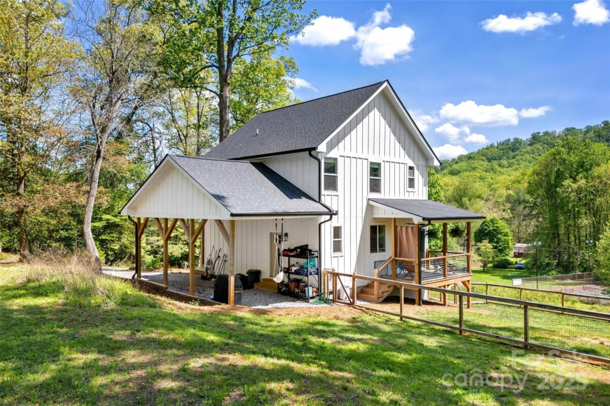 39 W Holly Ridge Drive, Old Fort, NC 28762, MLS # 4248406