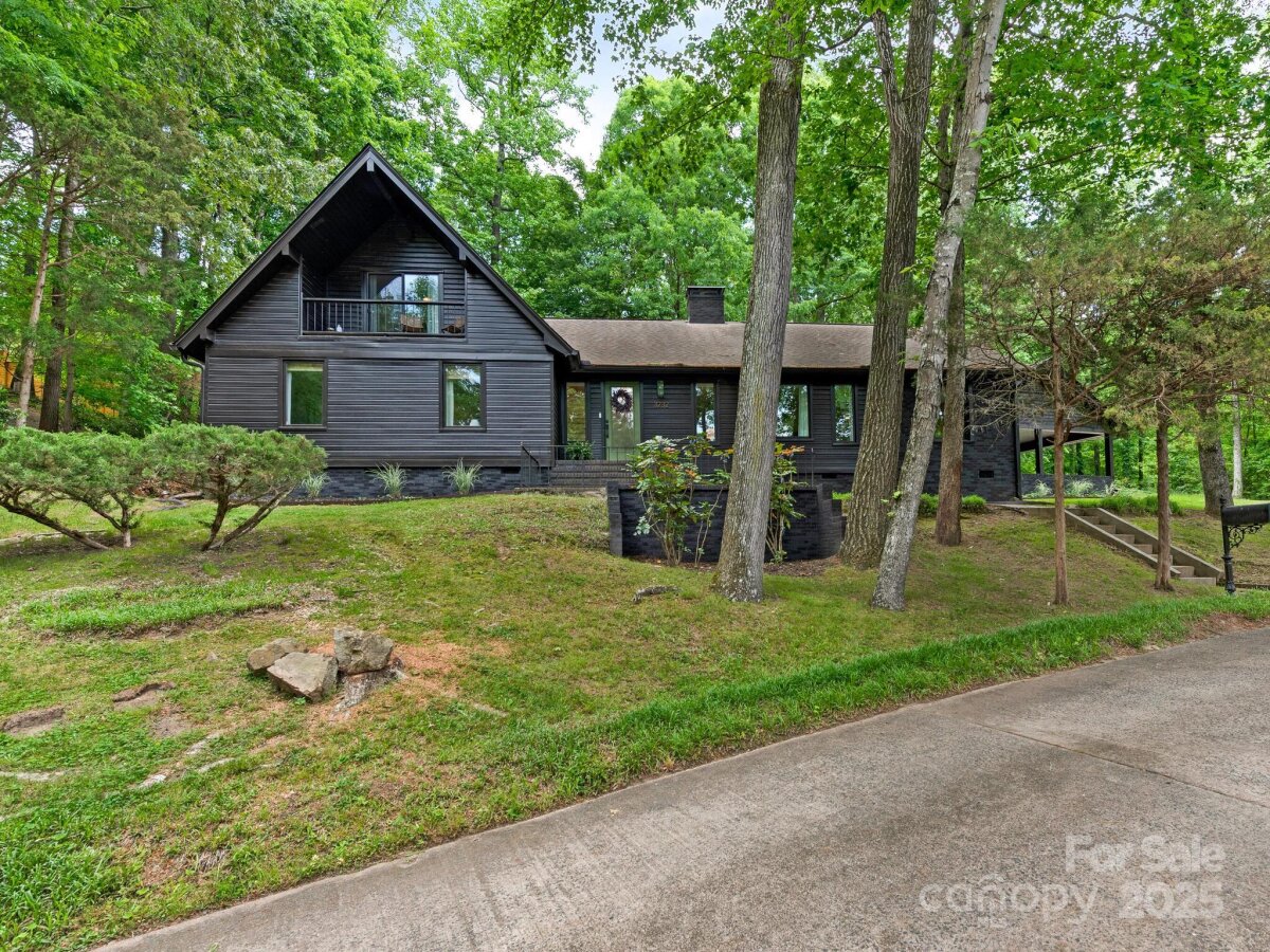 3232 Johnny Cake Lane, Charlotte, NC 28226, MLS # 4248438