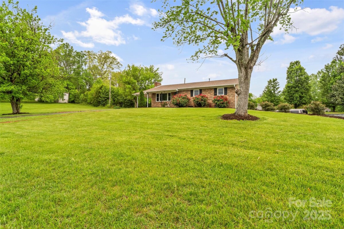 2333 Harmony Grove Road, Nebo, NC 28761, MLS # 4248576