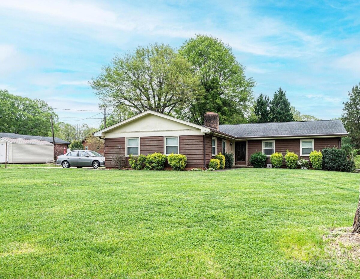1025 Hefner Drive, Conover, NC 28613, MLS # 4248687