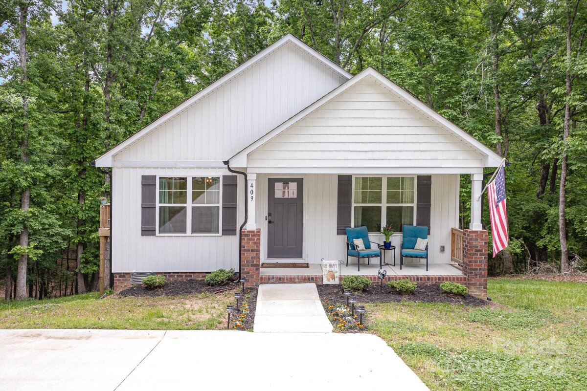 409 Woodcrest Lane, Albemarle, NC 28001, MLS # 4248847
