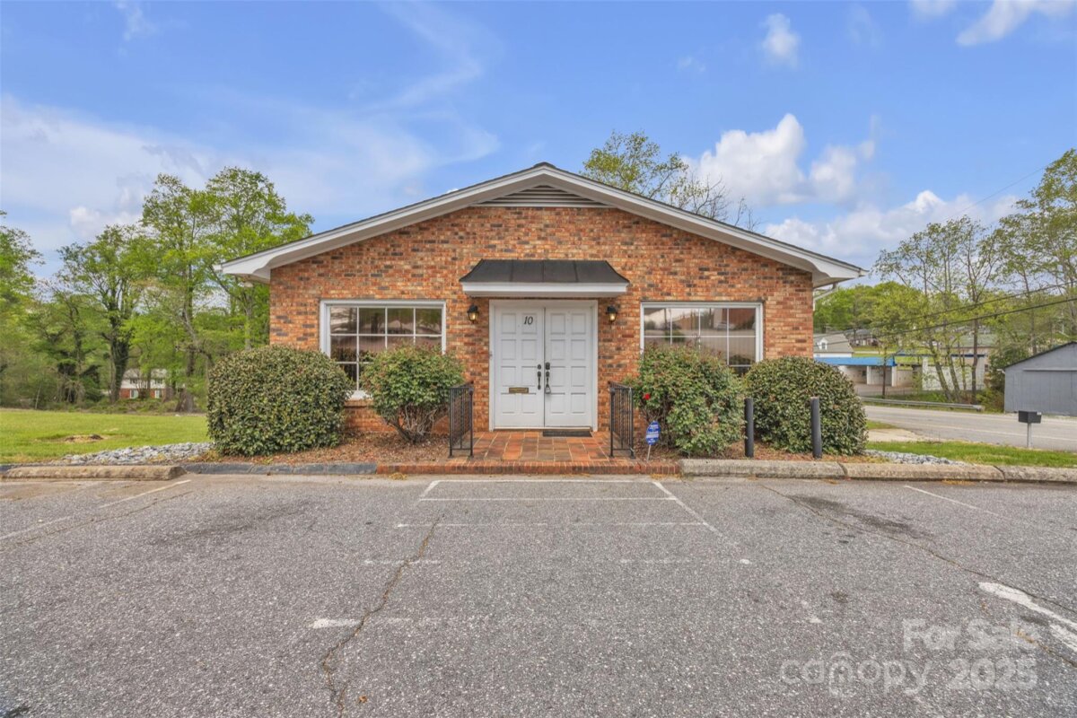 10 1st Avenue, Taylorsville, NC 28681, MLS # 4248970