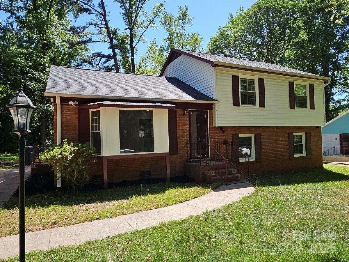 6212 Snowcrest Court, Charlotte, NC 28212, MLS # 4249237
