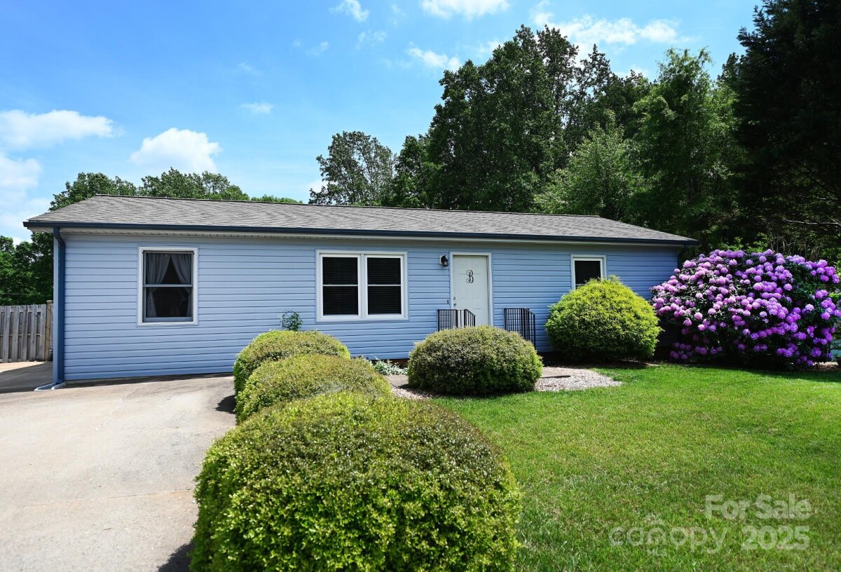 2263 Starbrooke Drive, Newton, NC 28658, MLS # 4249724