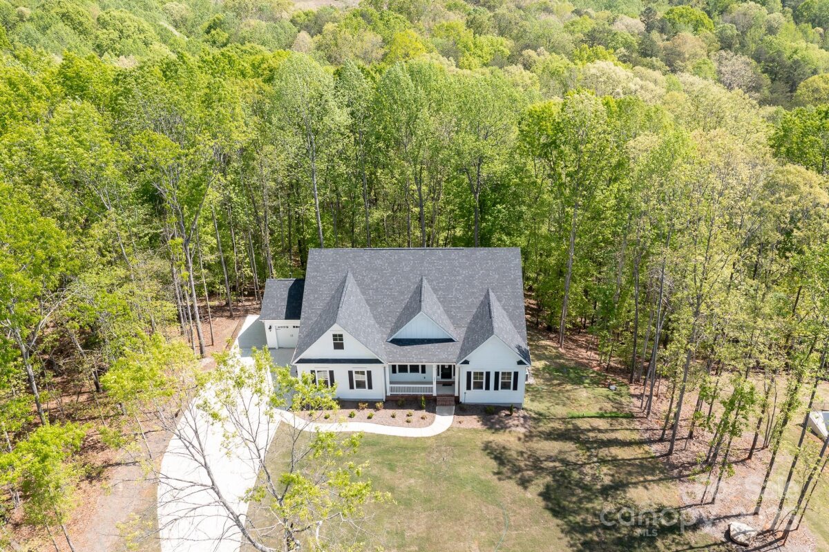 131 High Lake Drive, Statesville, NC 28677, MLS # 4249775
