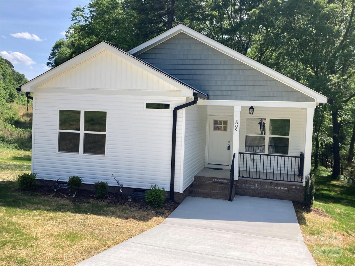 1889 Oak Hollow Road, Gastonia, NC 28054, MLS # 4249835