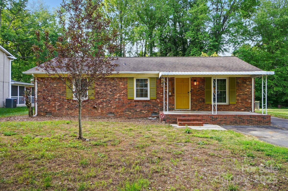 6558 Covecreek Drive, Charlotte, NC 28215, MLS # 4249957