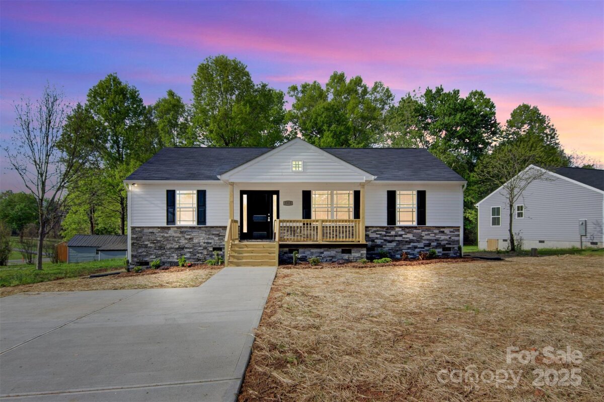 3315 15th Avenue, Hickory, NC 28602, MLS # 4249963