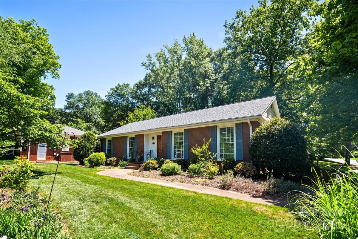 2100 Stonewood Drive, Charlotte, NC 28210, MLS # 4250128