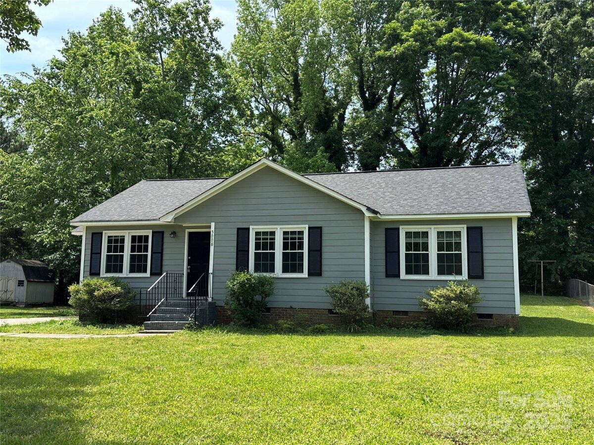 5008 Delivau Drive, Charlotte, NC 28215, MLS # 4250542