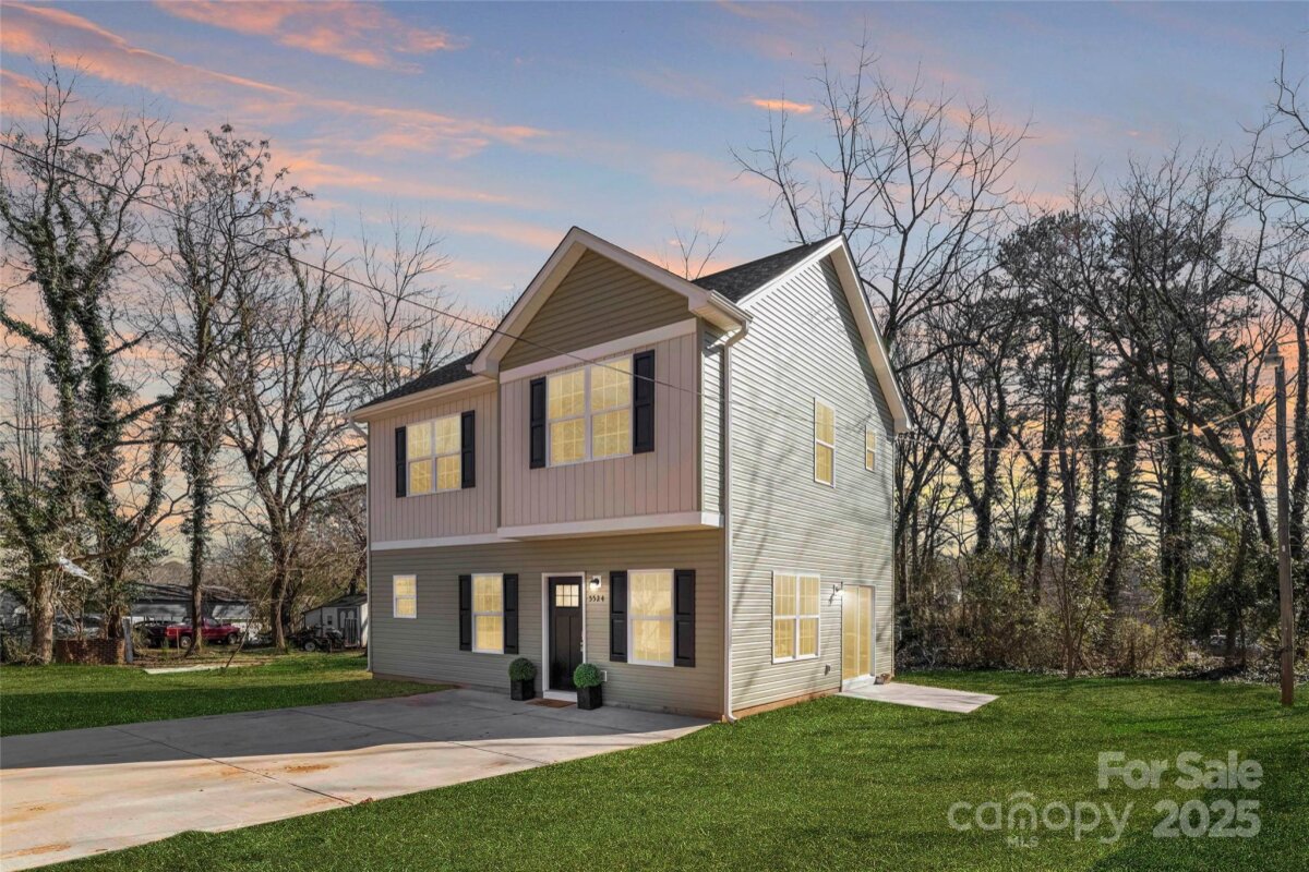 2123 Gemway Drive, Charlotte, NC 28216, MLS # 4251356
