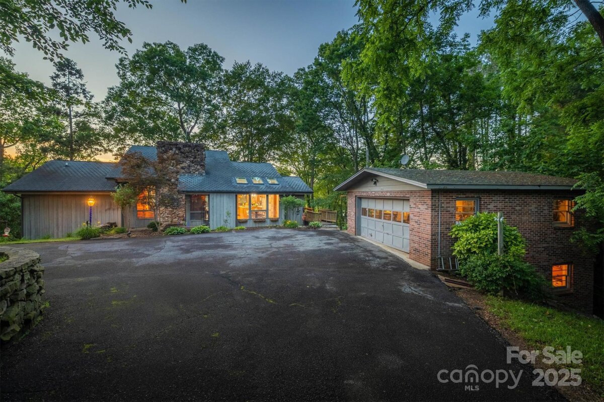4749 16th Street Drive, Hickory, NC 28601, MLS # 4251367