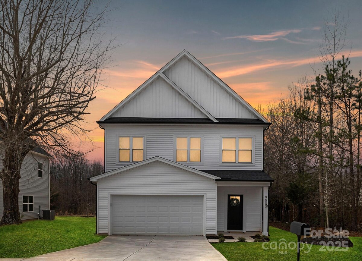 9423 Weston Woods Lane, Charlotte, NC 28216, MLS # 4251524