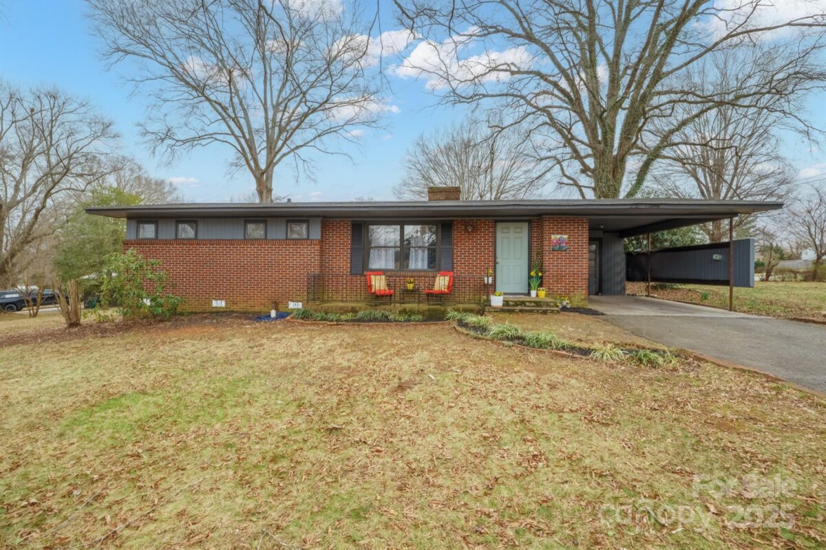 401 Clover Lane, Newton, NC 28658, MLS # 4251572