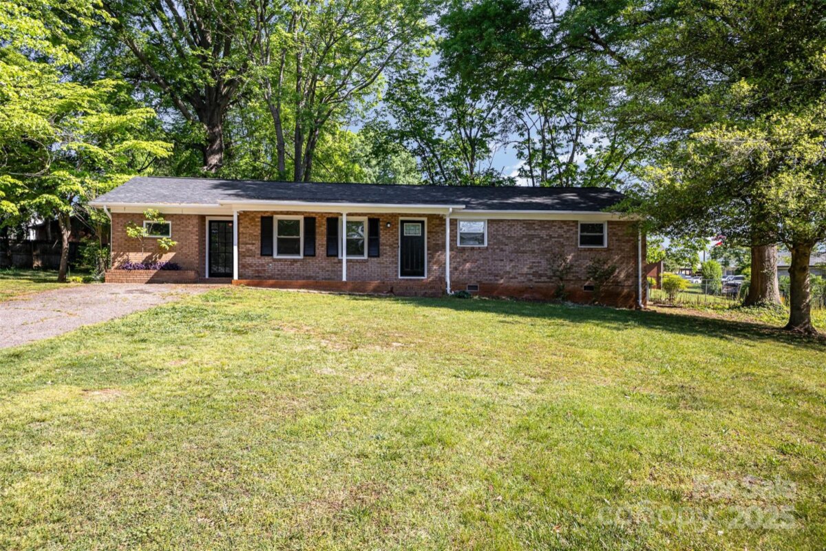 1141 Carolina Circle, Statesville, NC 28677, MLS # 4252109
