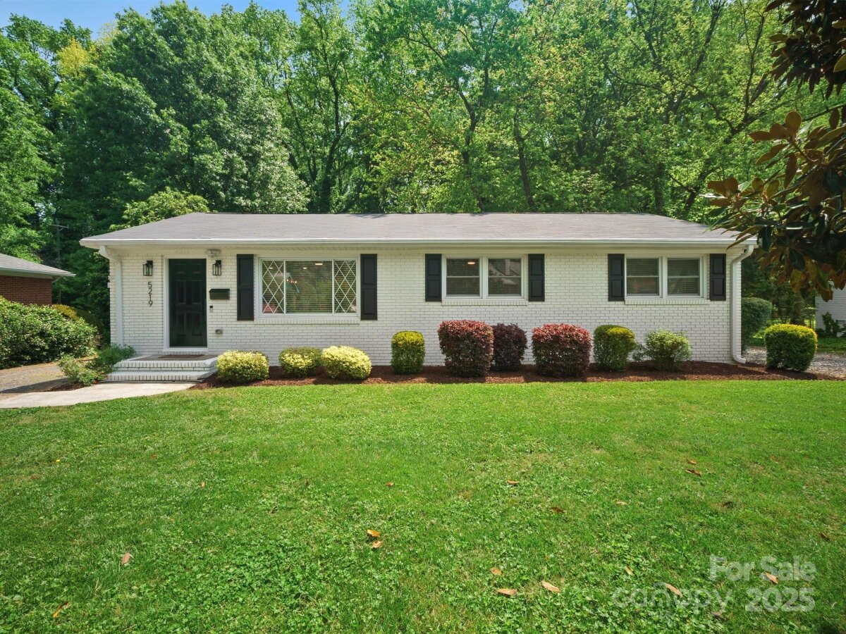 5219 Farmbrook Drive, Charlotte, NC 28210, MLS # 4252482