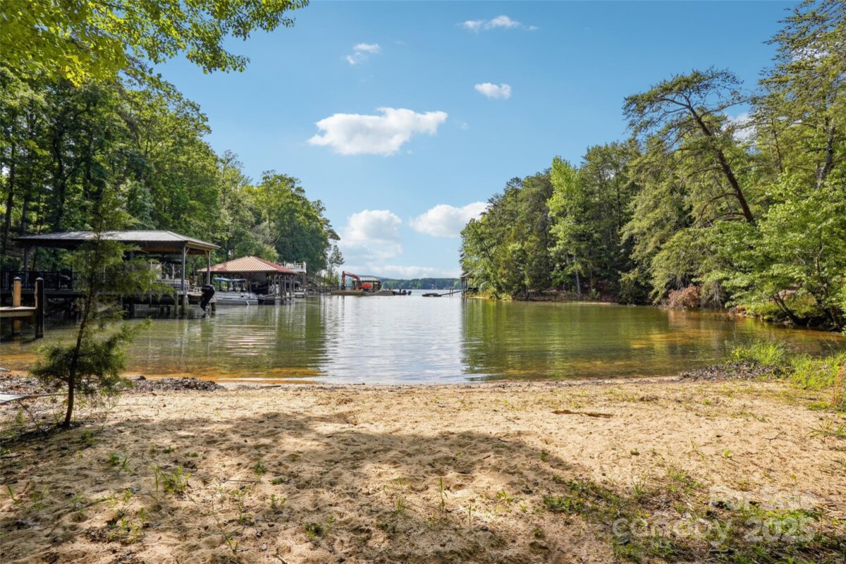 16427 Cozy Cove Road, Charlotte, NC 28278, MLS # 4252546