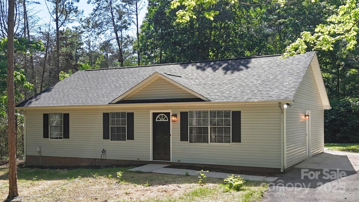 7525 Cedarbrook Drive, Charlotte, NC 28215, MLS # 4252593