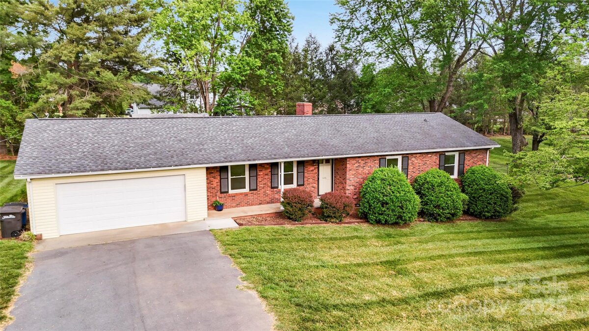 326 N Greenbriar Road, Statesville, NC 28625, MLS # 4252632