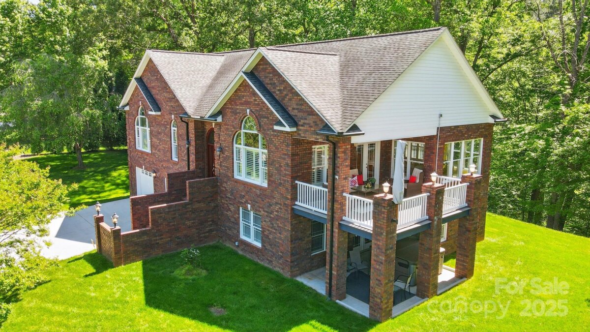 221 Grayrock Drive, Statesville, NC 28677, MLS # 4252665