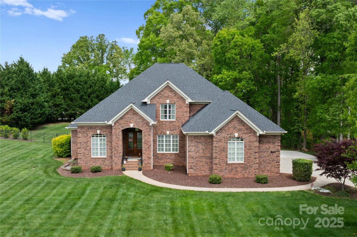 105 Walnut Hill Court, Mooresville, NC 28115, MLS # 4252753