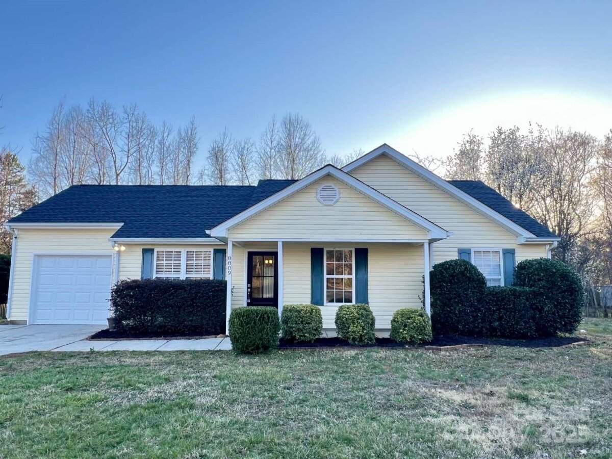 8809 Reedy Creek Road, Charlotte, NC 28215, MLS # 4253113